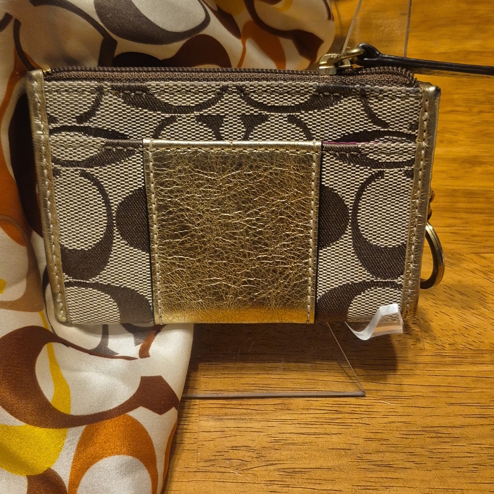 Euc Coach Bundle. - image 3